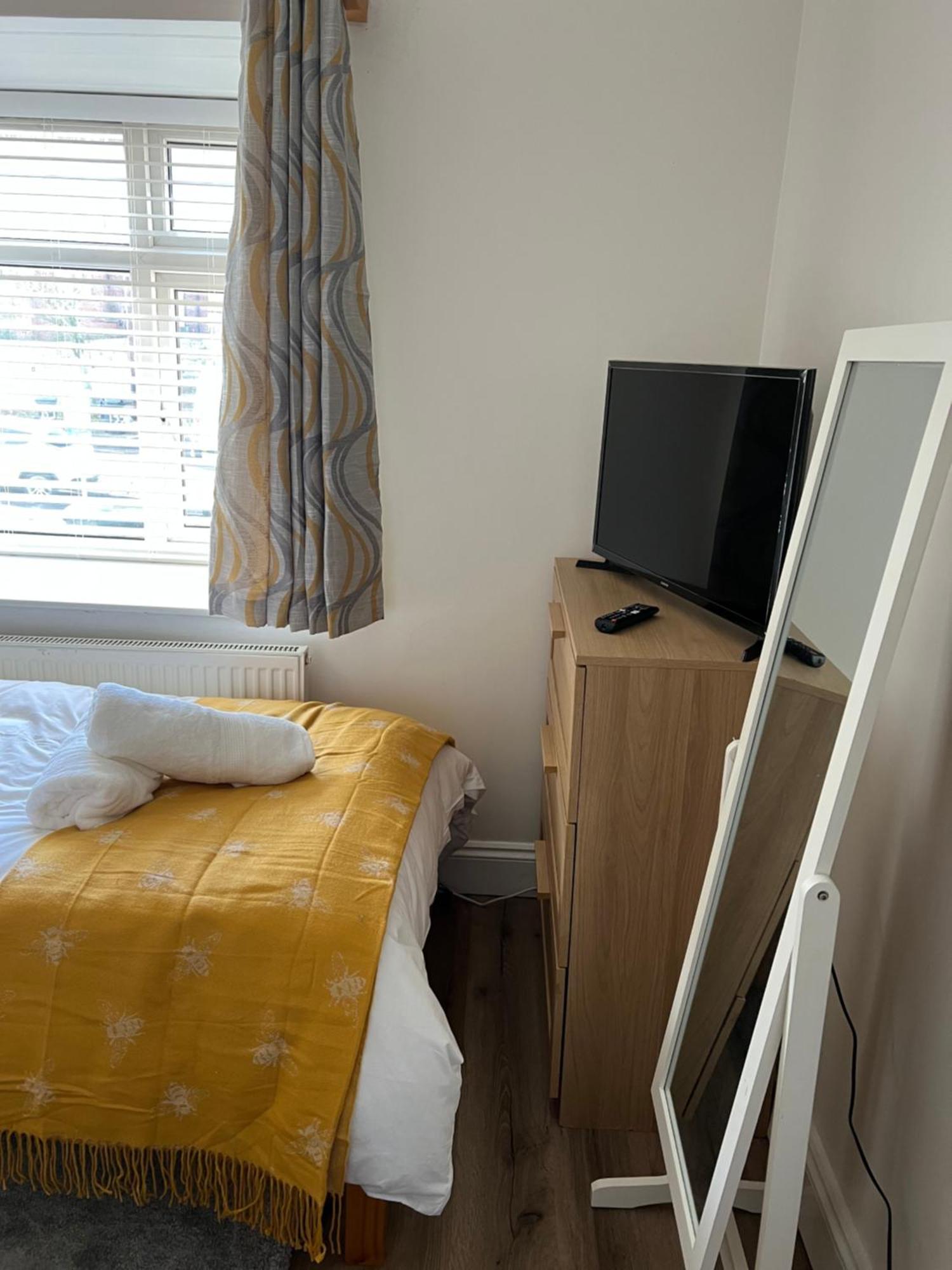 Comfortable Single Room Wembley Park/Stadium London Exterior foto